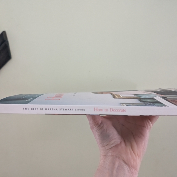 Martha Stewart 'How to Decorate' Book - Picture 4 of 8